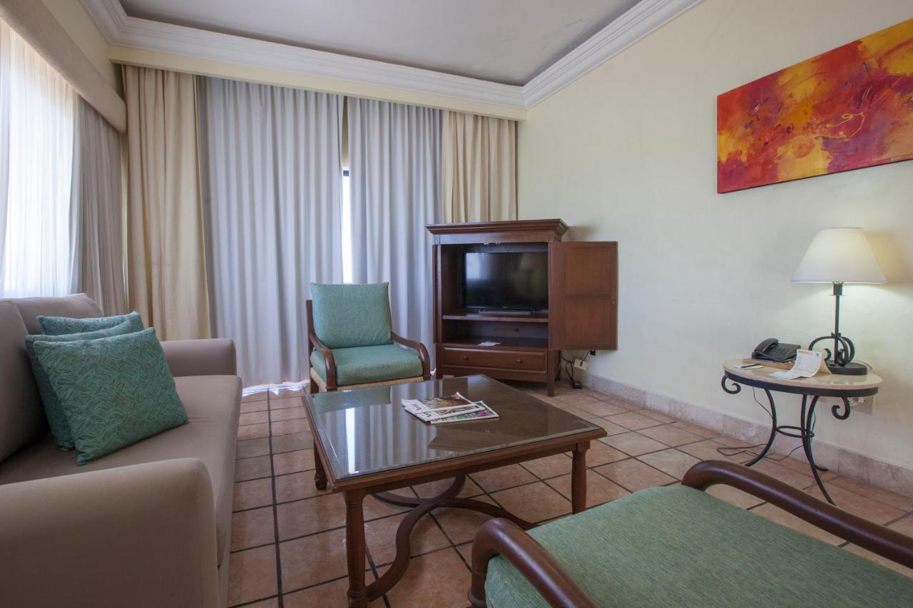 Royal Villas Resort Масатлан Экстерьер фото Living room