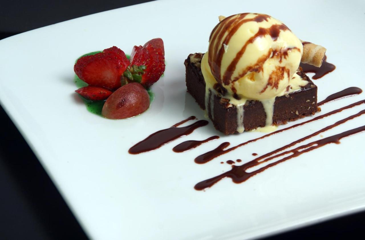 Royal Villas Resort Масатлан Экстерьер фото A dessert